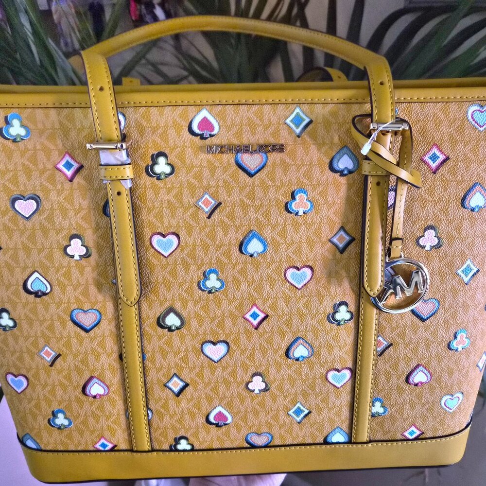 Michael Kors Jet Set Large Printed Signature Logo Tote Bag